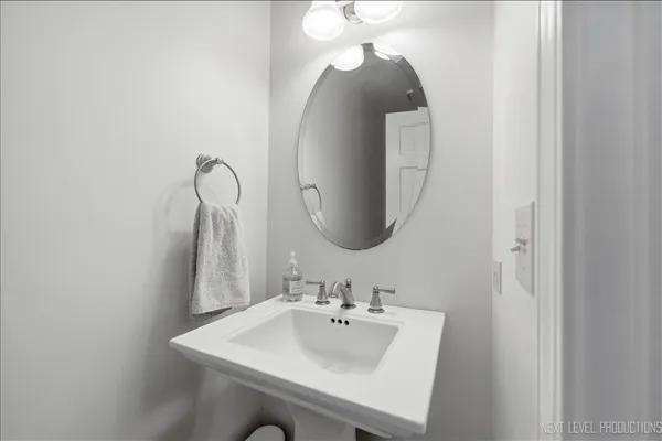 $675,000 | 135 Westhaven Circle, Geneva, IL 60134