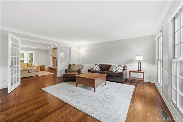 $675,000 | 135 Westhaven Circle, Geneva, IL 60134