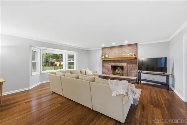 $675,000 | 135 Westhaven Circle, Geneva, IL 60134