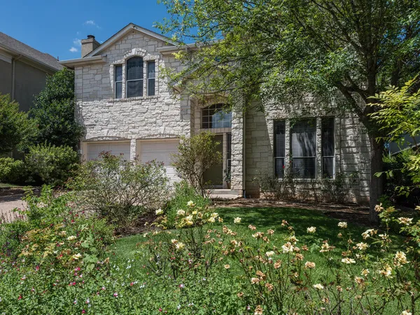 $3,400 | 11704 Emerald Falls Drive, Austin, TX 78738