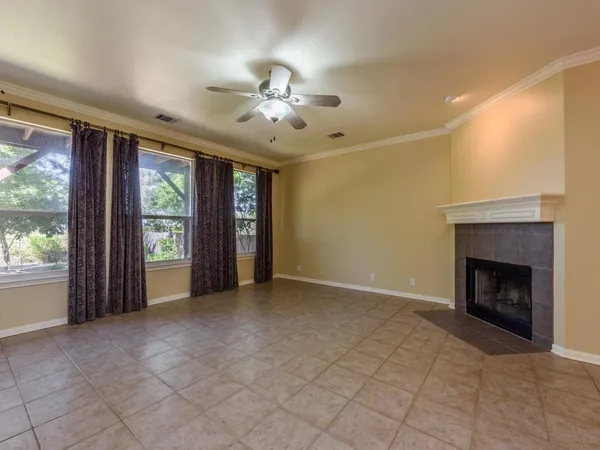 $3,400 | 11704 Emerald Falls Drive, Austin, TX 78738