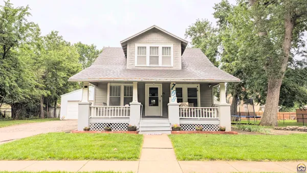 $194,900 | 708 Union Street, Emporia, KS 66801