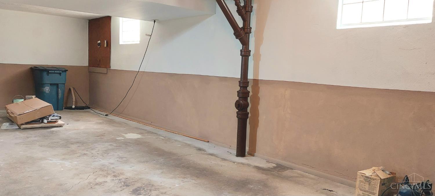 5949 Lawrence Road Cincinnati, OH 45248 - Photo 71 of 72 Gallery Image 71
