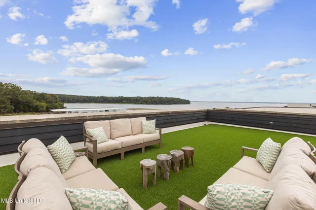 $978,000 | 145 Republic Street, Unit 431, Madison, MS 39110