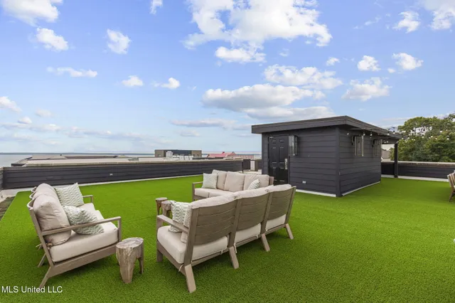 $978,000 | 145 Republic Street, Unit 431, Madison, MS 39110