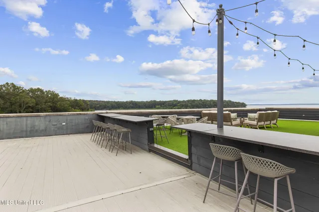 $978,000 | 145 Republic Street, Unit 431, Madison, MS 39110