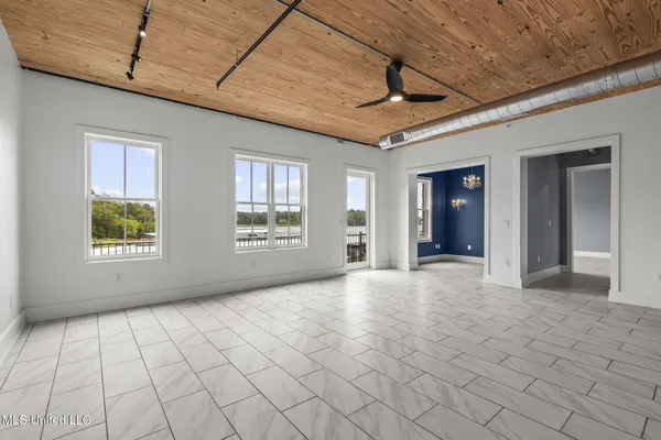 $898,000 | 145 Republic Street, Unit 431, Madison, MS 39110