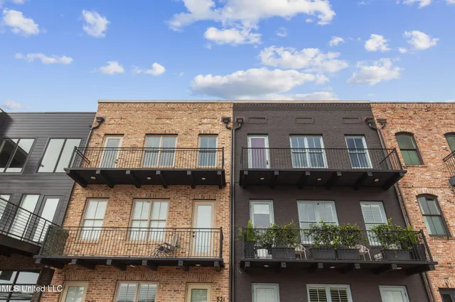$978,000 | 145 Republic Street, Unit 431, Madison, MS 39110