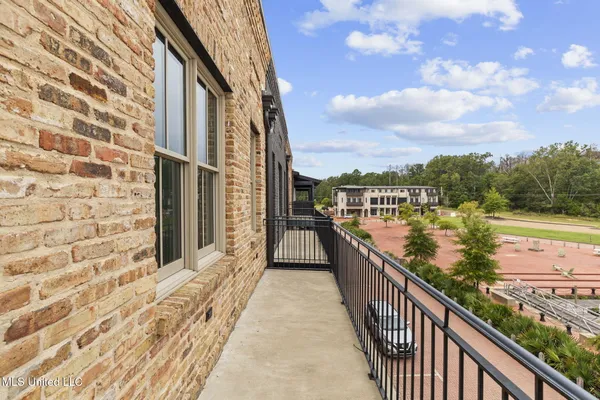 $898,000 | 145 Republic Street, Unit 431, Madison, MS 39110