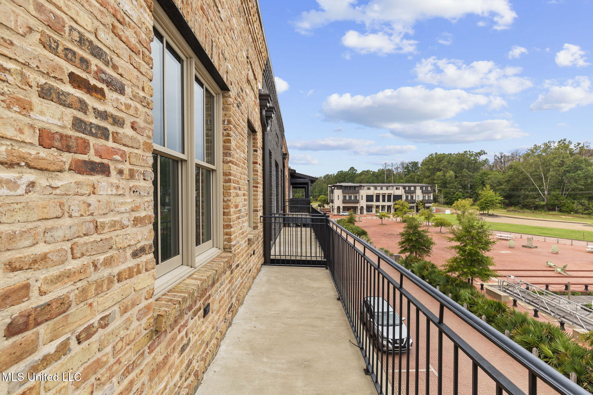 145 Republic Street, Unit 431 Madison, MS 39110 - Photo 49 of 116 46-web-or-mls-LR Penthouse-46