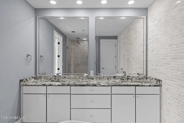 $898,000 | 145 Republic Street, Unit 431, Madison, MS 39110