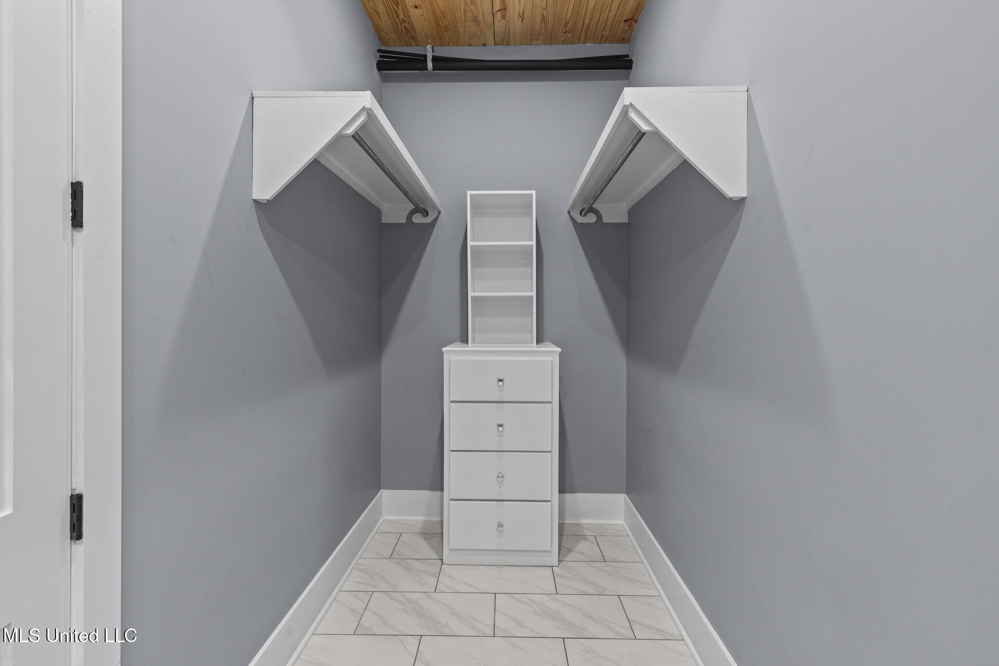 145 Republic Street, Unit 431 Madison, MS 39110 - Photo 63 of 116 60-web-or-mls-LR Penthouse-60