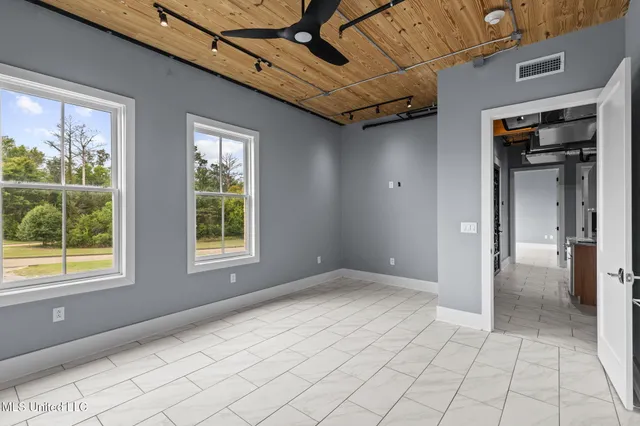 $978,000 | 145 Republic Street, Unit 431, Madison, MS 39110