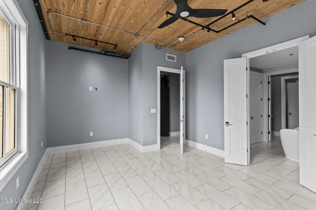 $978,000 | 145 Republic Street, Unit 431, Madison, MS 39110
