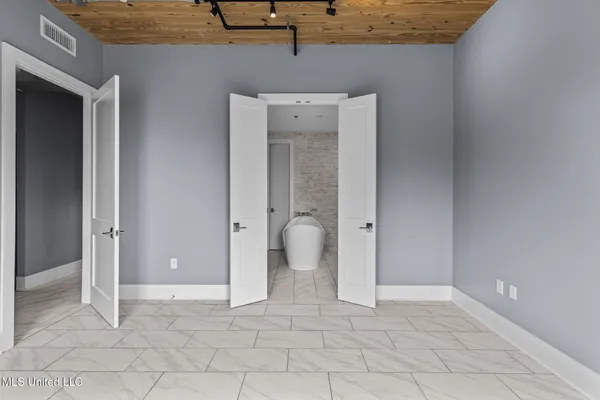 $898,000 | 145 Republic Street, Unit 431, Madison, MS 39110