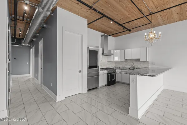 $898,000 | 145 Republic Street, Unit 431, Madison, MS 39110