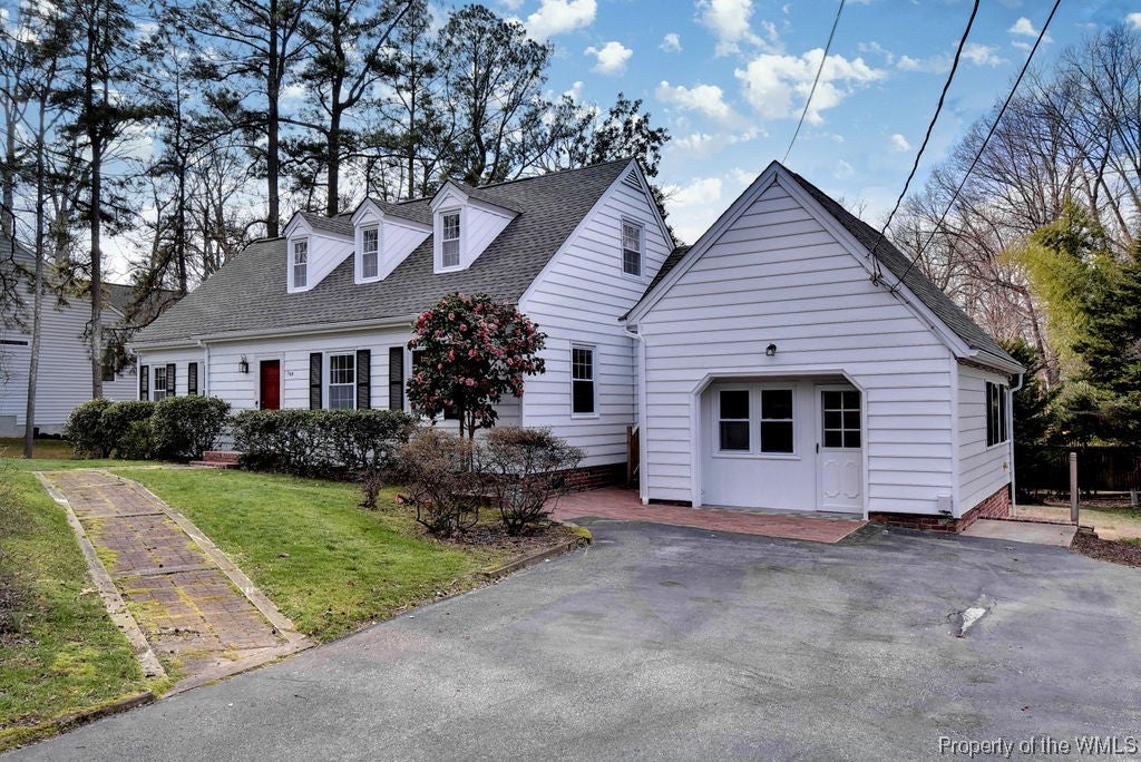 105 Richards Road Williamsburg, VA 23188 - Photo 4 of 40 Gallery Image 4