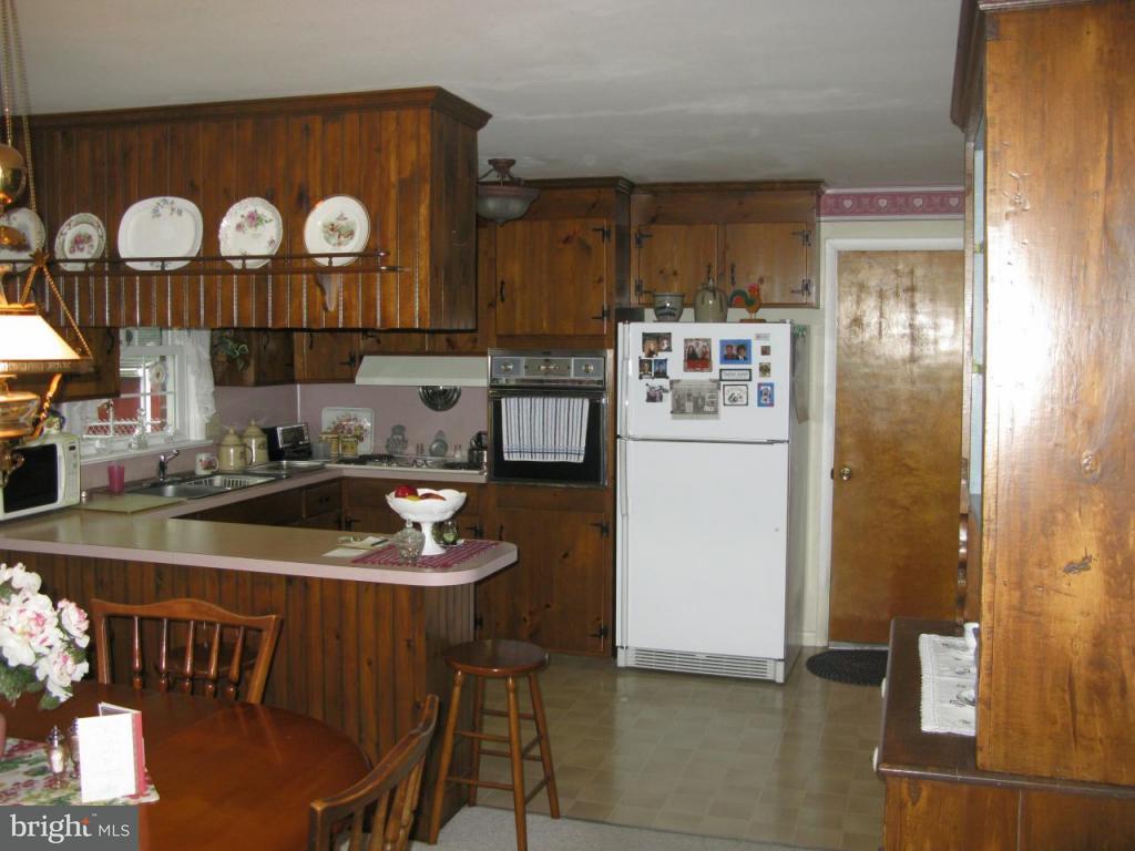 326 Owl Hill Road Lititz, PA 17543 - Photo 4 of 11