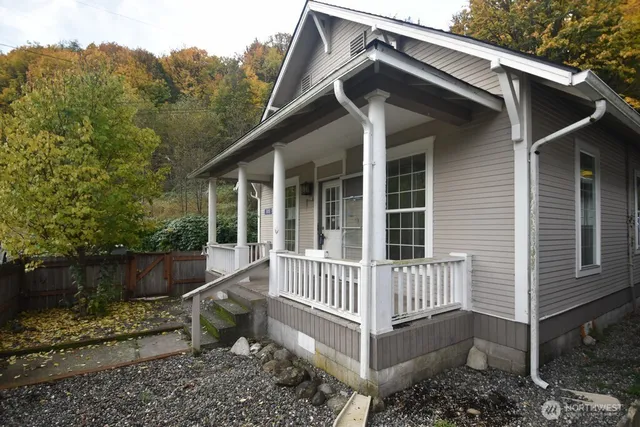 $265,000 | 7490 Mill Avenue, Concrete, WA 98237