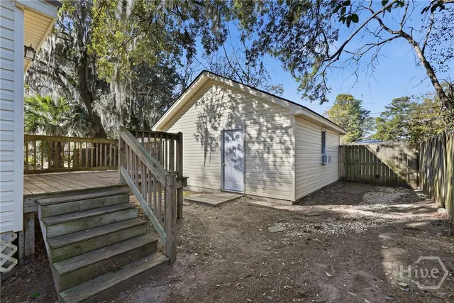 $2,100 | 5211 Habersham Street, Savannah, GA 31405