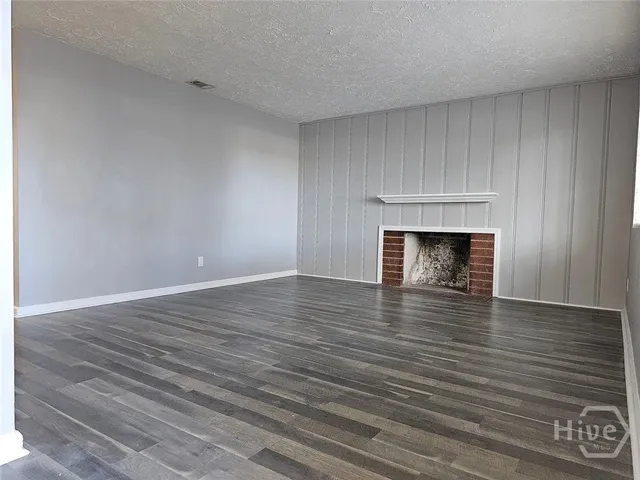 $2,100 | 5211 Habersham Street, Savannah, GA 31405