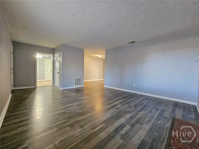 $2,100 | 5211 Habersham Street, Savannah, GA 31405