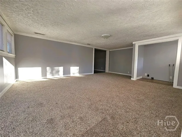 $2,100 | 5211 Habersham Street, Savannah, GA 31405