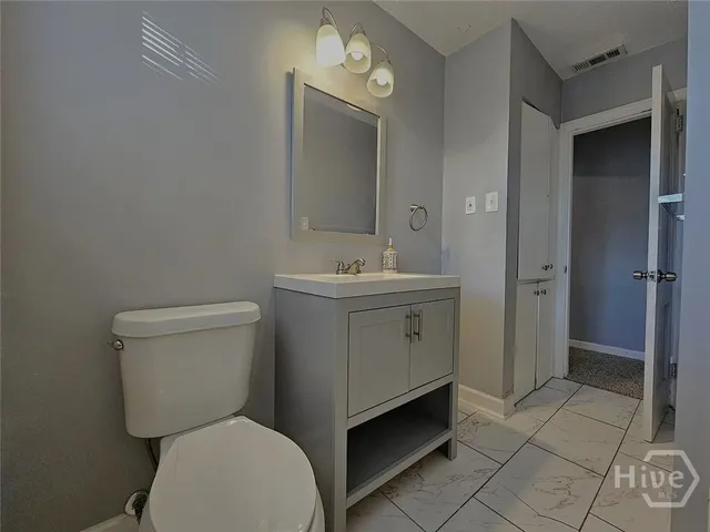 $2,100 | 5211 Habersham Street, Savannah, GA 31405