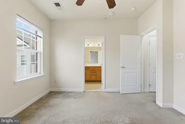 $2,390 | 5507 Hartfield Avenue, Suitland, MD 20746