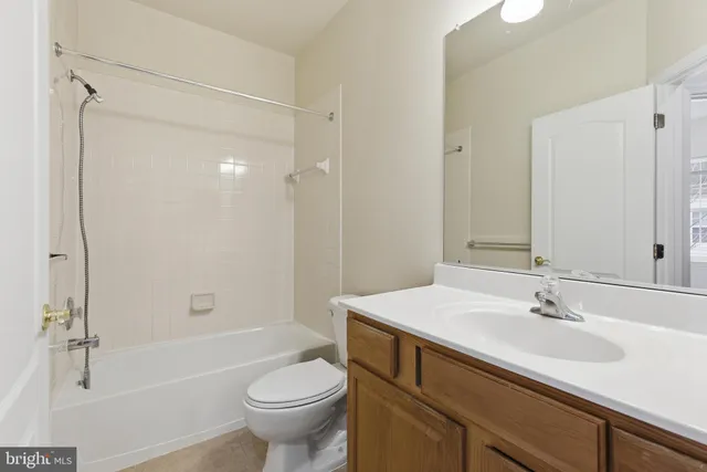 $2,390 | 5507 Hartfield Avenue, Suitland, MD 20746