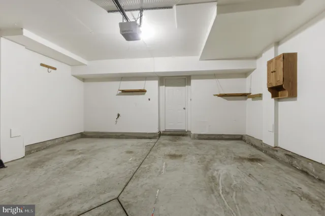 $2,390 | 5507 Hartfield Avenue, Suitland, MD 20746