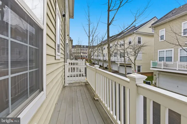 $2,390 | 5507 Hartfield Avenue, Suitland, MD 20746