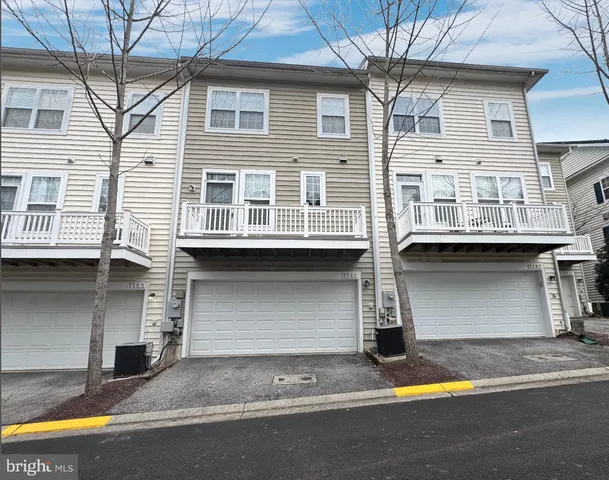 $2,390 | 5507 Hartfield Avenue, Suitland, MD 20746