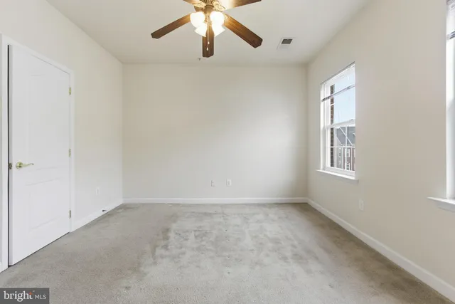 $2,390 | 5507 Hartfield Avenue, Suitland, MD 20746