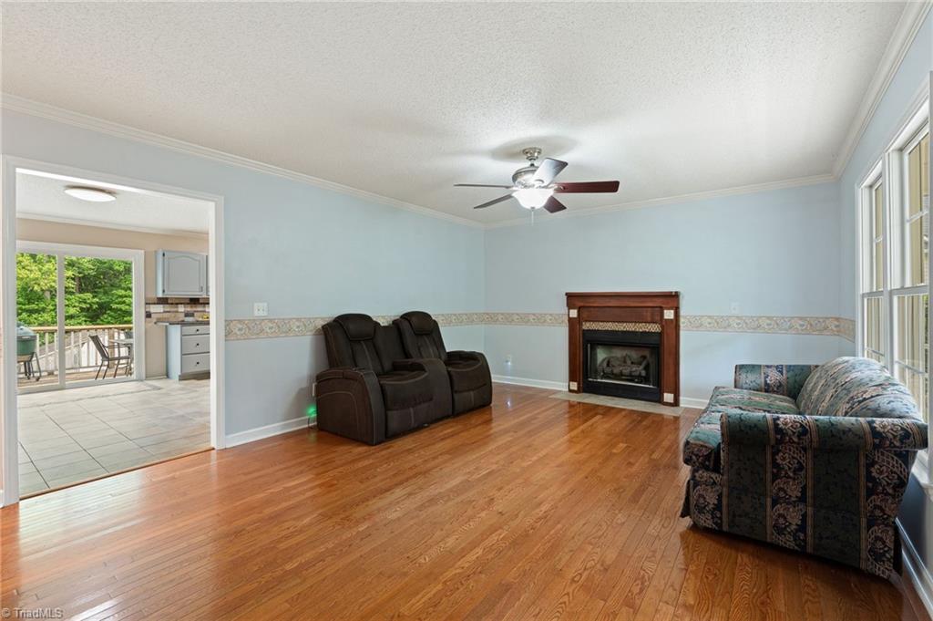 1120 Woodbury Road King, NC 27021 - Photo 10 of 32