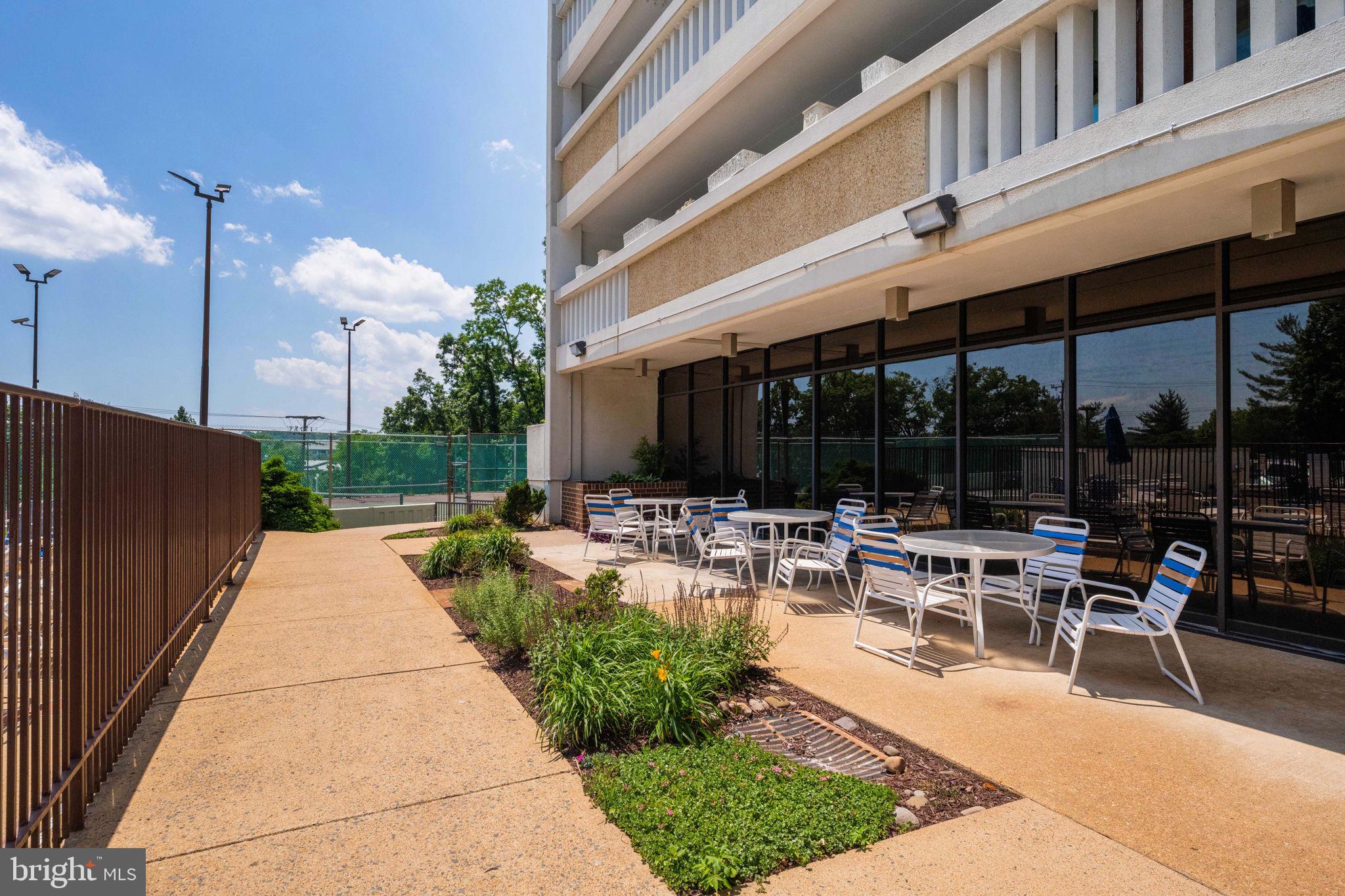 6101 Edsall Road, Unit 1212 Alexandria, VA 22304 - Photo 47 of 50