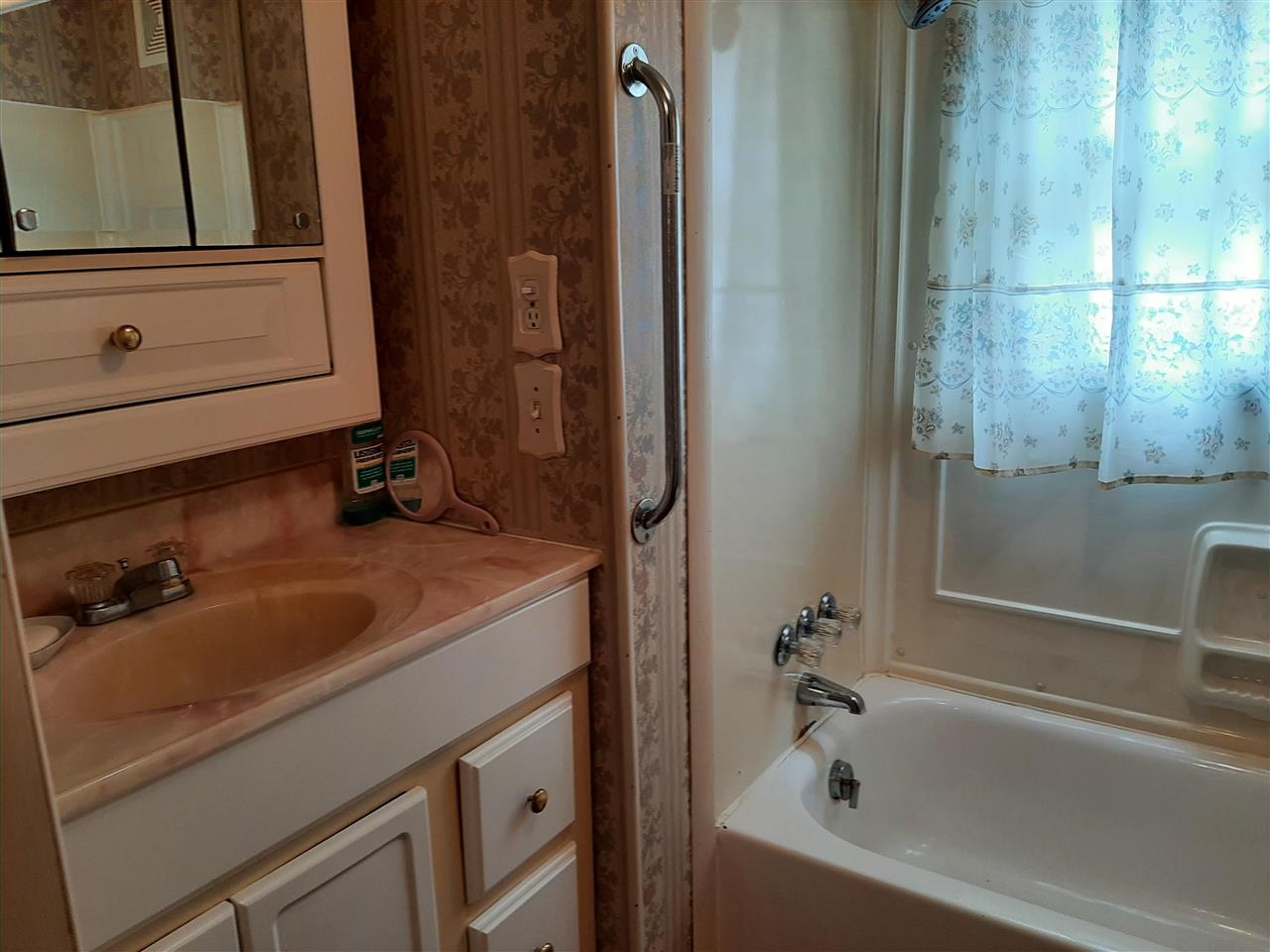 2834 Hayes Road Harrison, MI 48625 - Photo 9 of 40