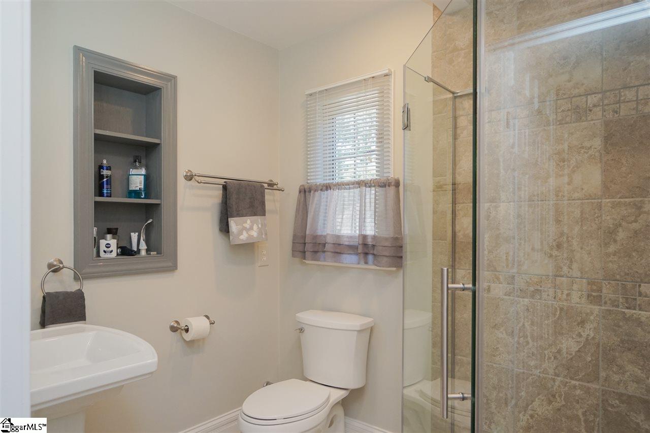 208 Laurel Road Greer, SC 29651 - Photo 22 of 32