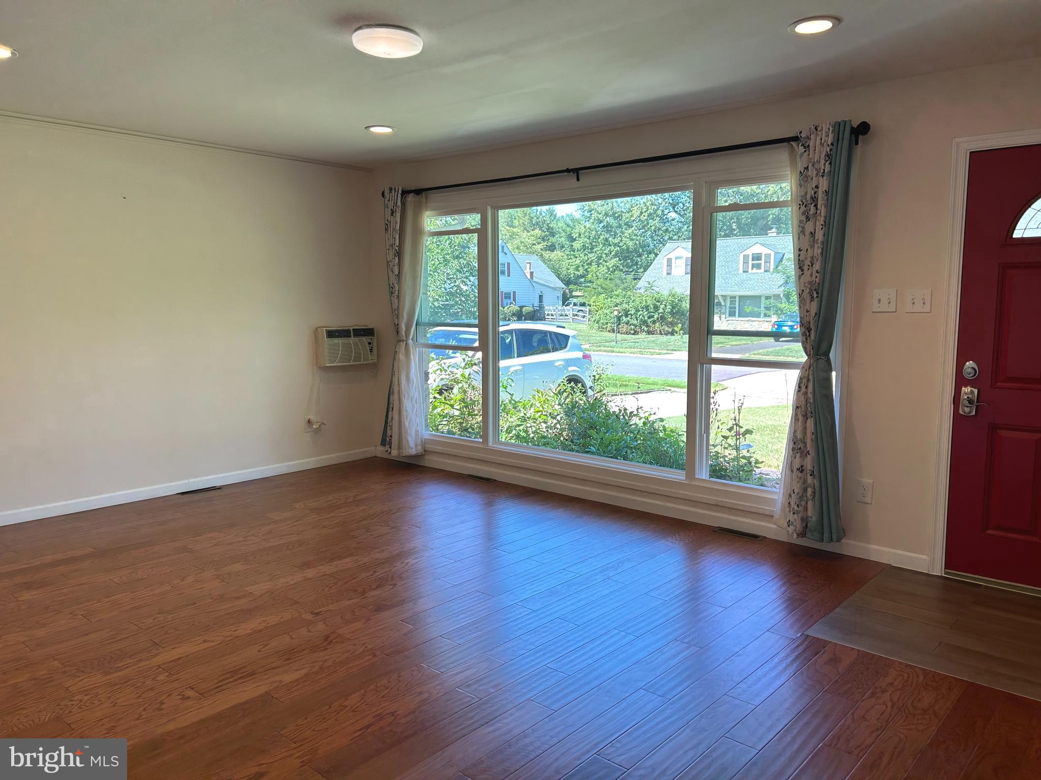 414 Norfolk Road Flourtown, PA 19031 - Photo 8 of 44