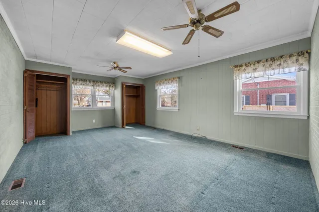 $295,000 | 205 Fenton Place, Jacksonville, NC 28540