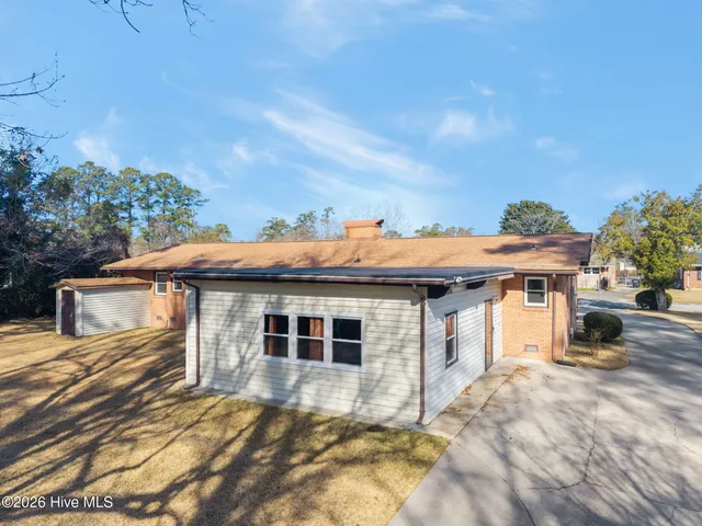 $295,000 | 205 Fenton Place, Jacksonville, NC 28540