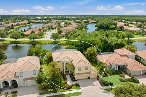 $1,049,500 | 6971 Scrub Jay Drive, Sarasota, FL 34241