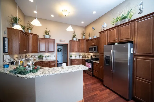 $399,900 | 3765 Lakeview Drive, Winnebago, IL 61088