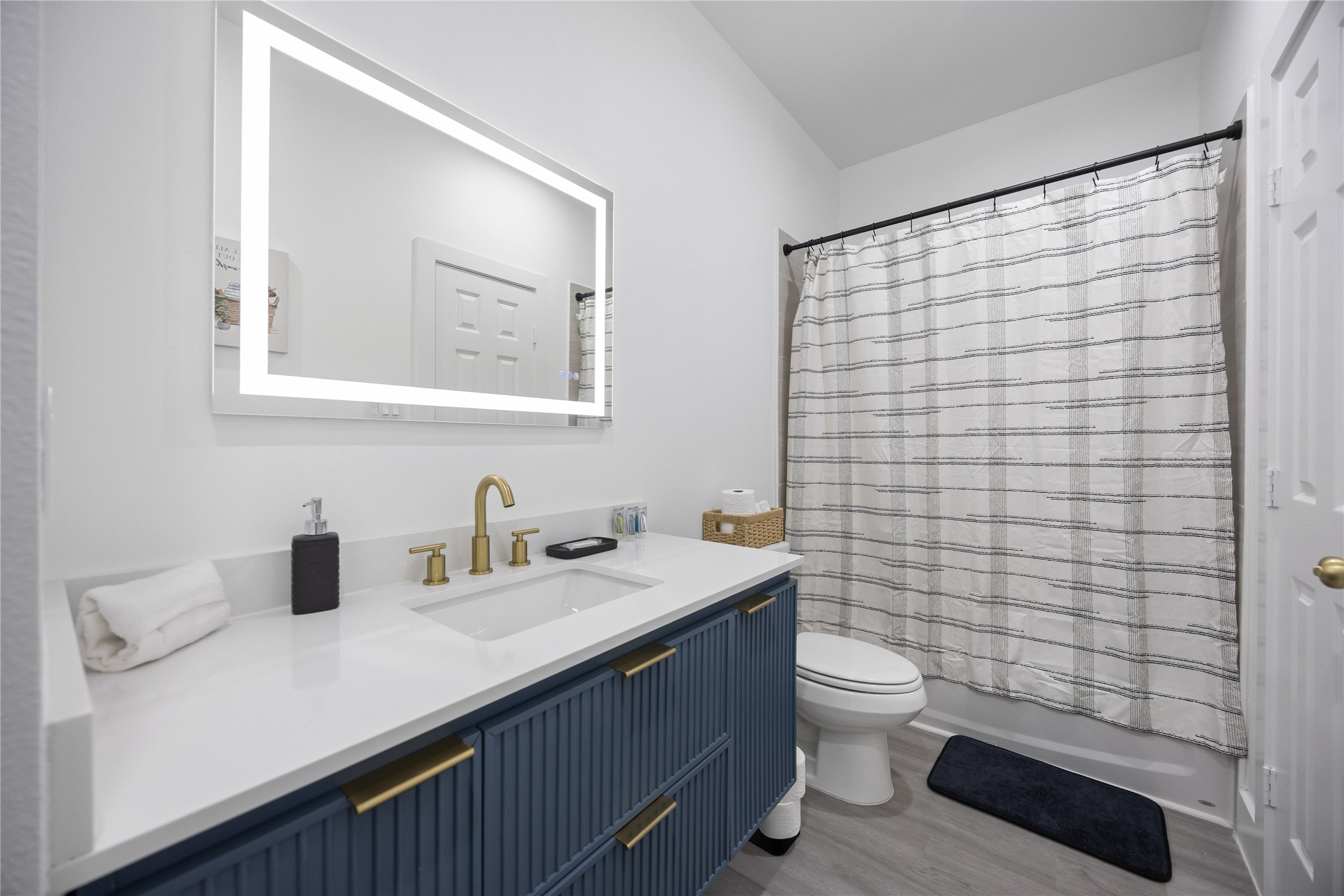 2332 Wavell Street Houston, TX 77088 - Photo 22 of 26
