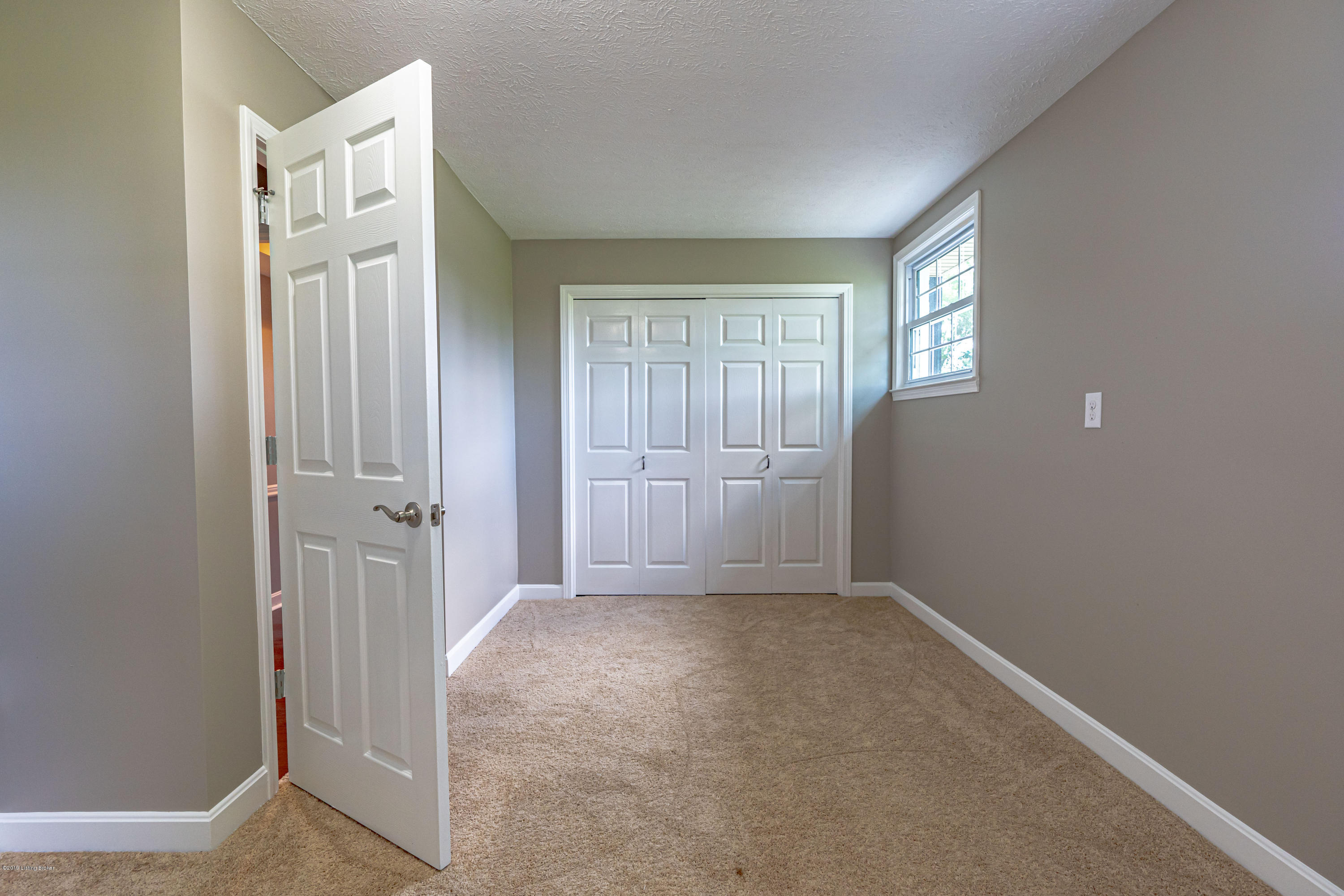 7125 Smithfield Road Smithfield, KY 40068 - Photo 41 of 112 Guest Bedroom