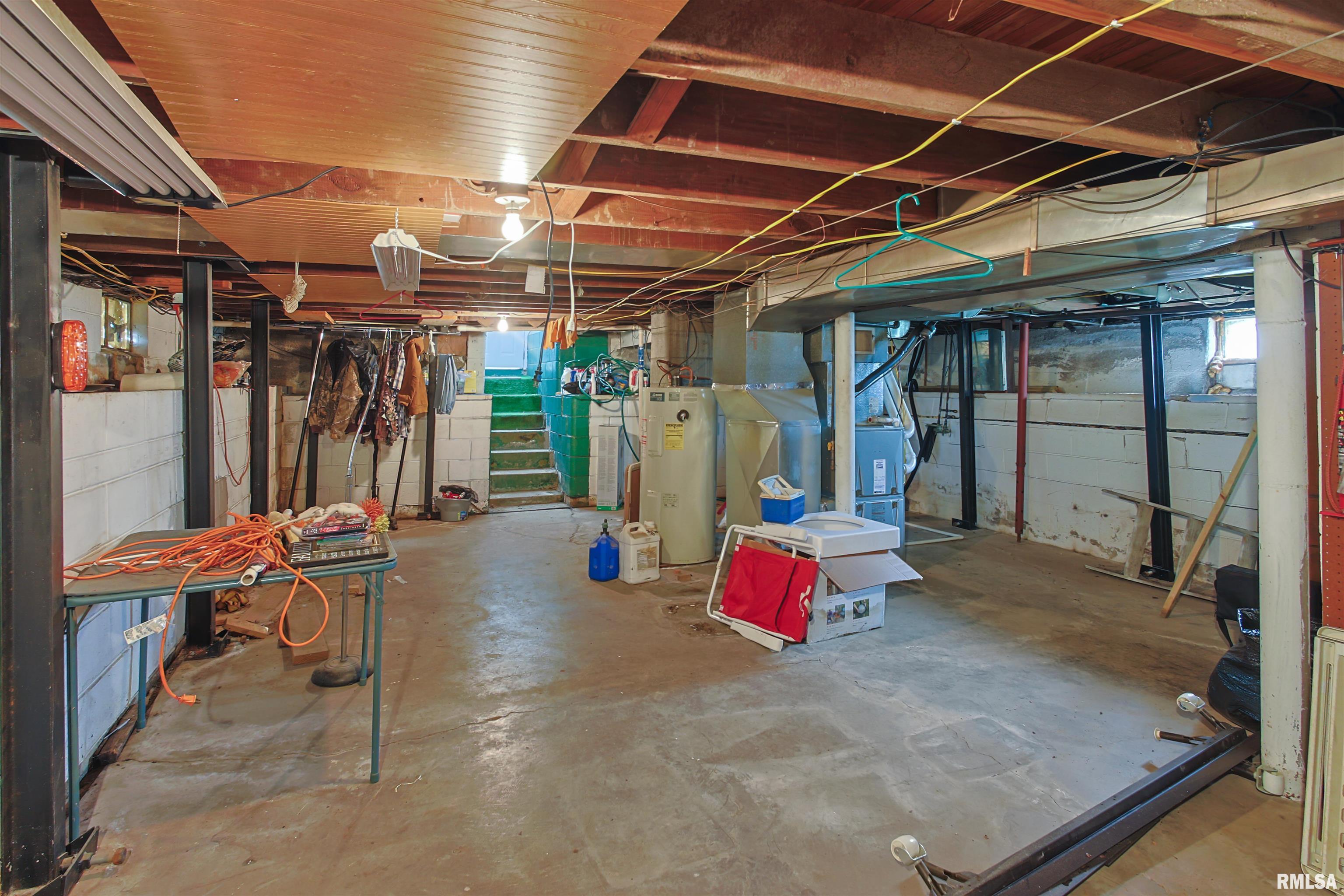 1201 Mcleansboro Street Benton, IL 62812 - Photo 12 of 15