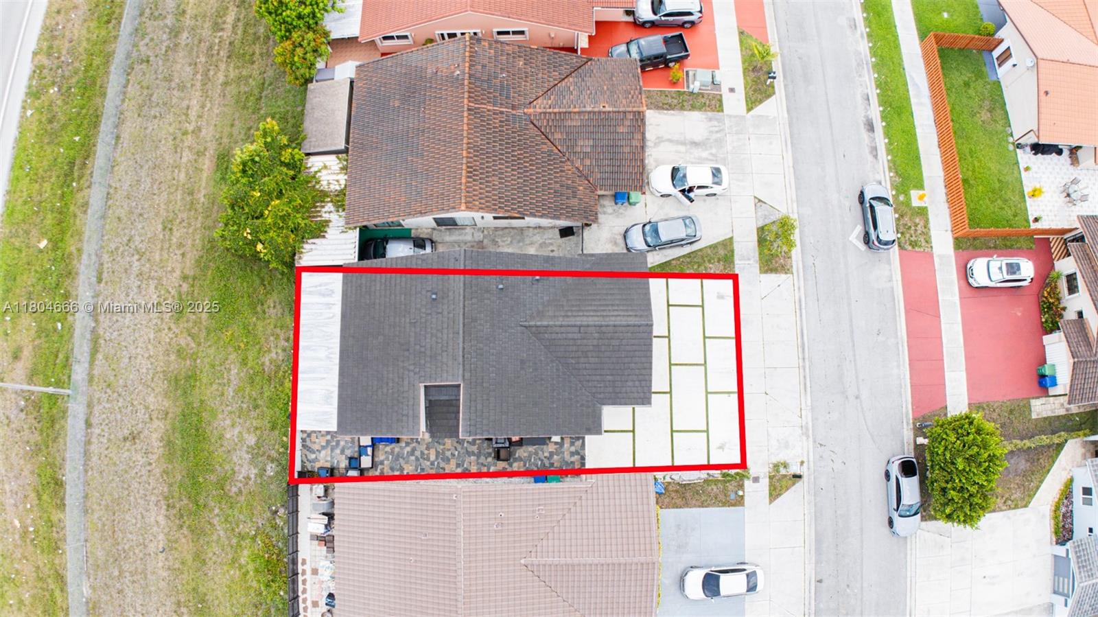 6950 Northwest 168th Street Hialeah, FL 33015 - Photo 2 of 28 a bird view of a house