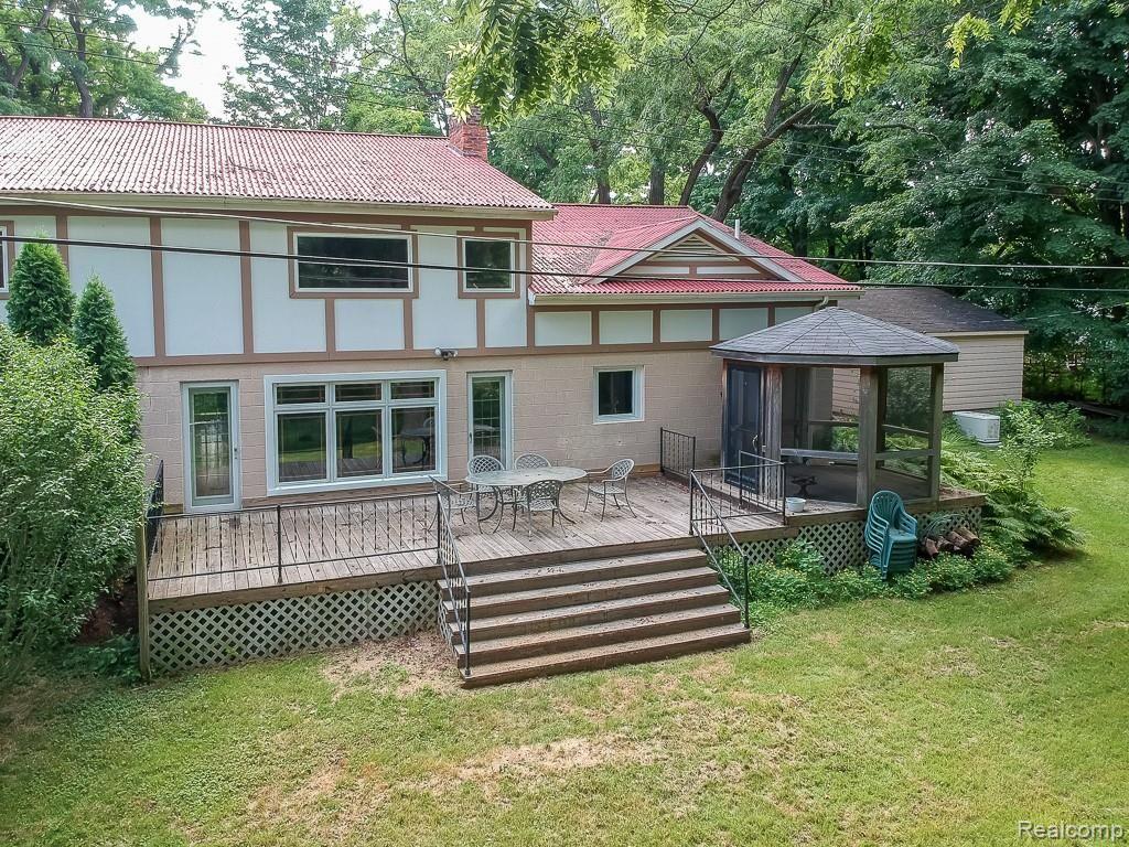 25710 Power Road Farmington Hills, MI 48336 - Photo 9 of 87
