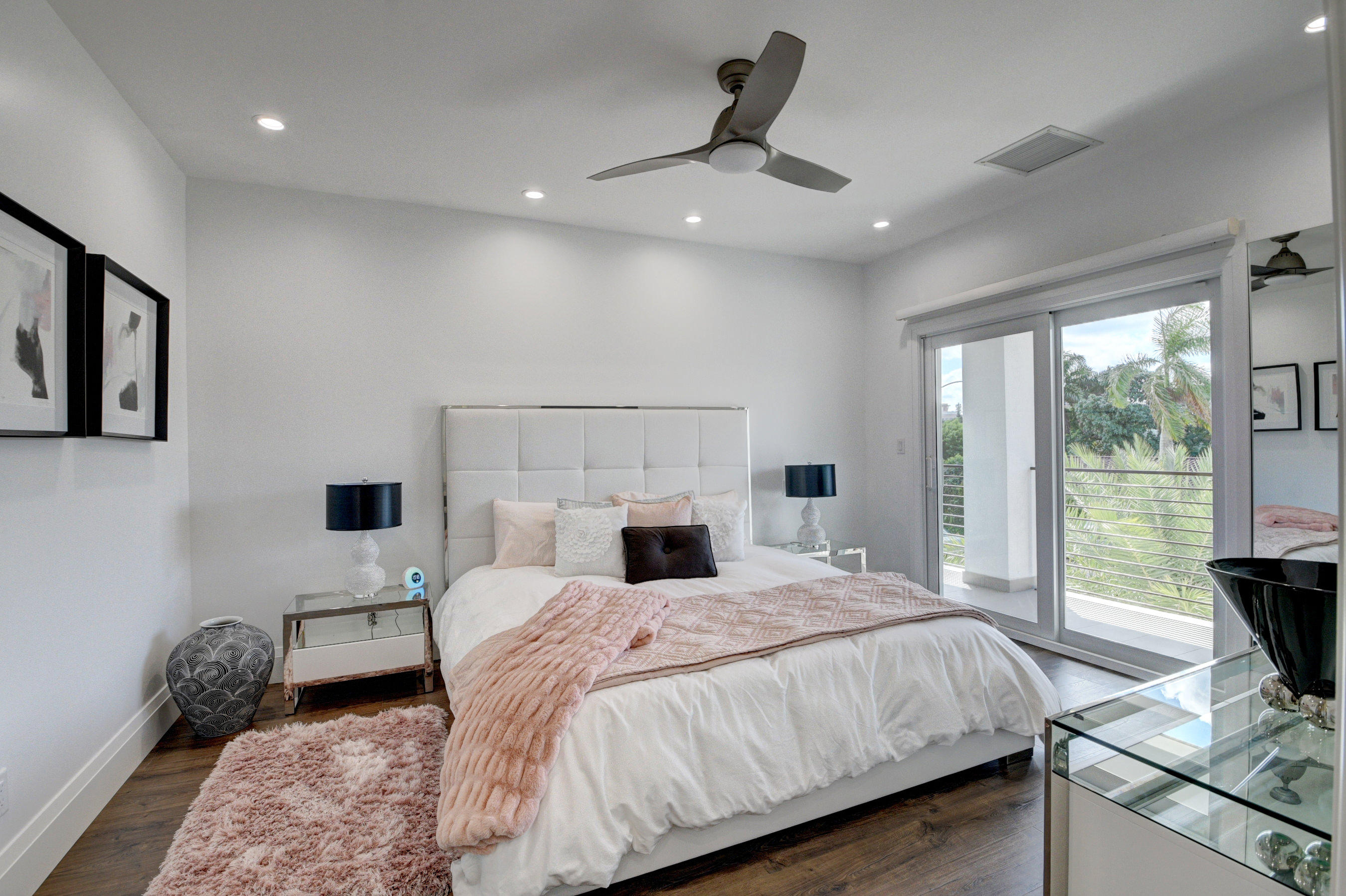 255 Northeast 3rd Court Boca Raton, FL 33432 - Photo 72 of 93 Upstairs bedroom suite 2