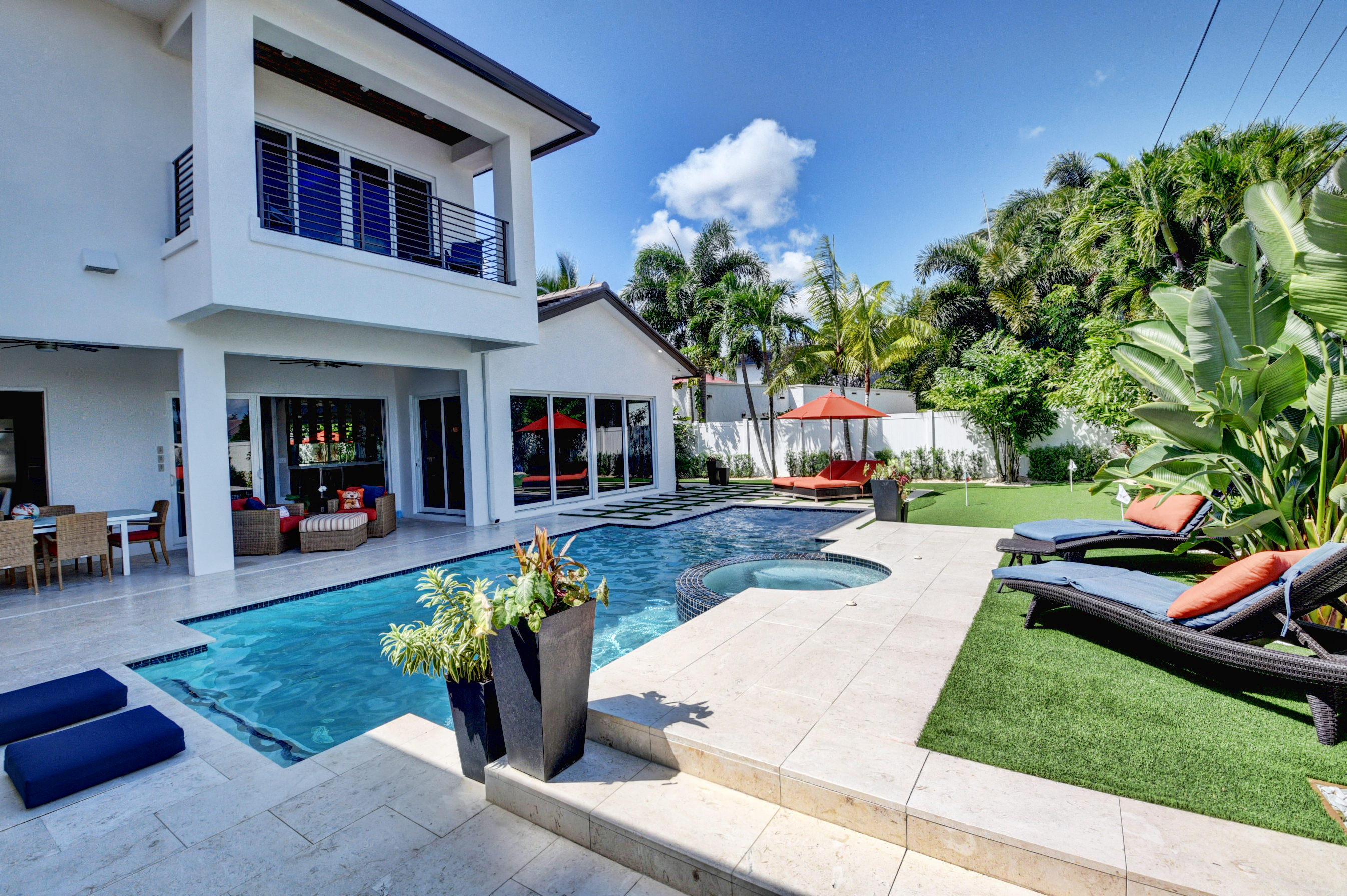 255 Northeast 3rd Court Boca Raton, FL 33432 - Photo 81 of 93 amazing backyard